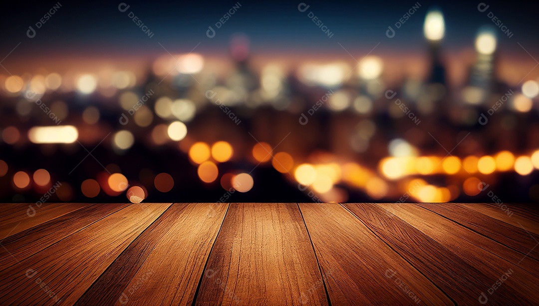 Mesa de madeira vazia em branco sobre fundo desfocado da visão noturna da cidade, simulação e montagem para produto