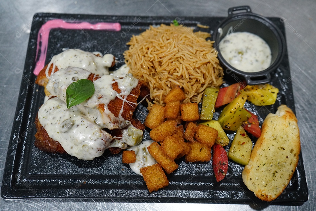 Deliciosa comida típica feita na chapa