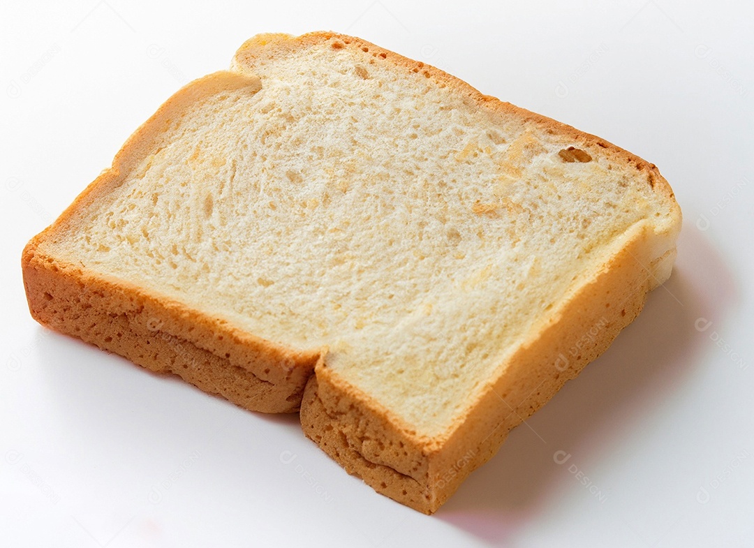 Pão de forma em fatias sobre fundo branco