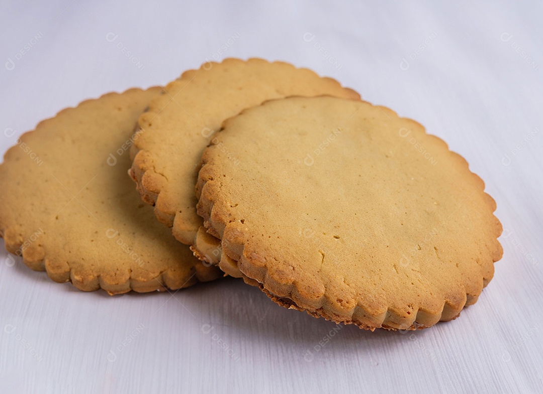 Biscoitos De Manteiga Em Fundo Branco