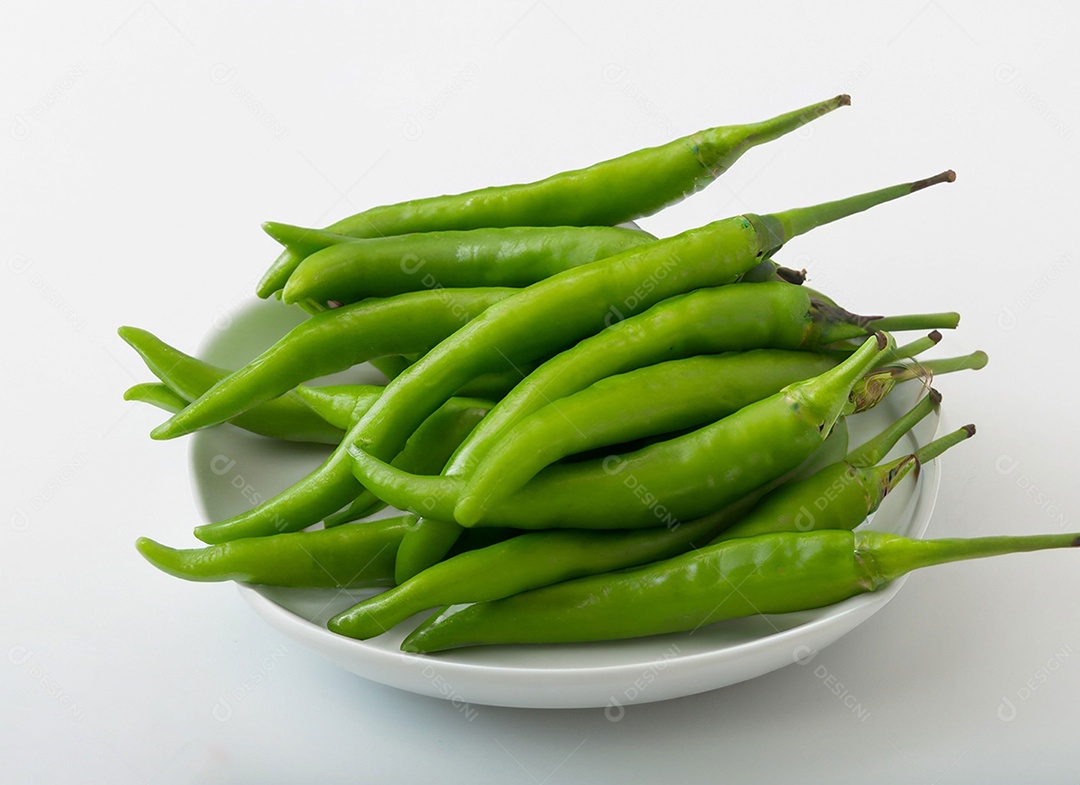 Pimentão Verde Em Fundo Branco