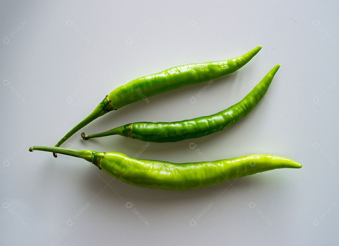 Pimentão Verde Em Fundo Branco