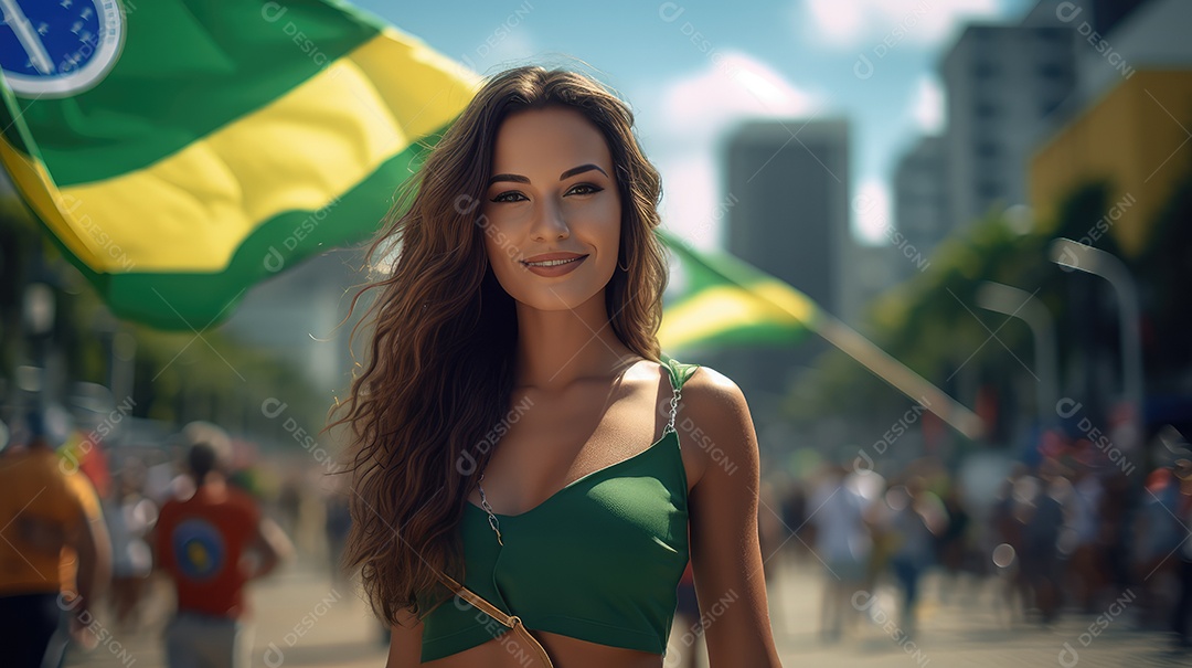 Uma bela jovem sorrindo abraçando uma bandeira brasileira no Dia da Independência do Brasil