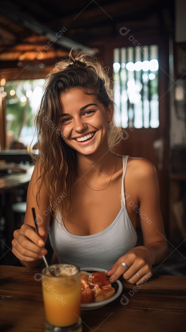 Uma bela jovem sorrindo alegremente sentada em uma cafeteria