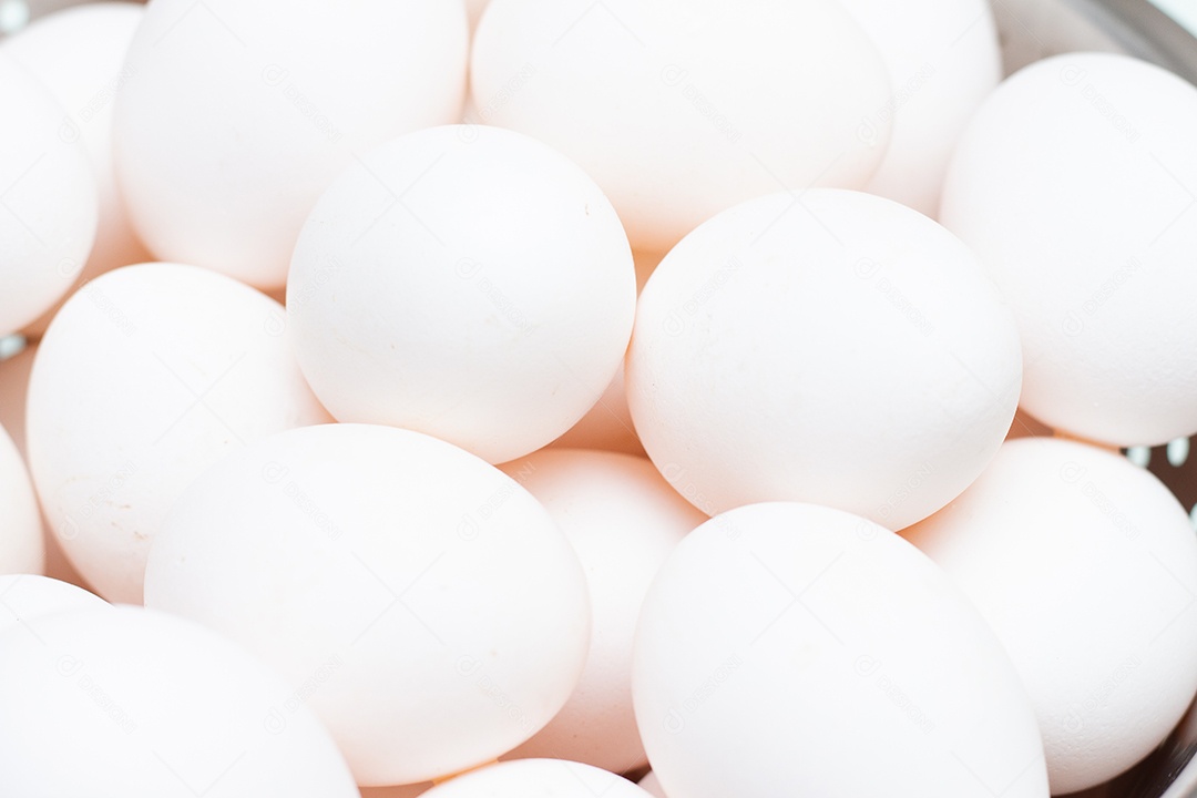 Ovos brancos