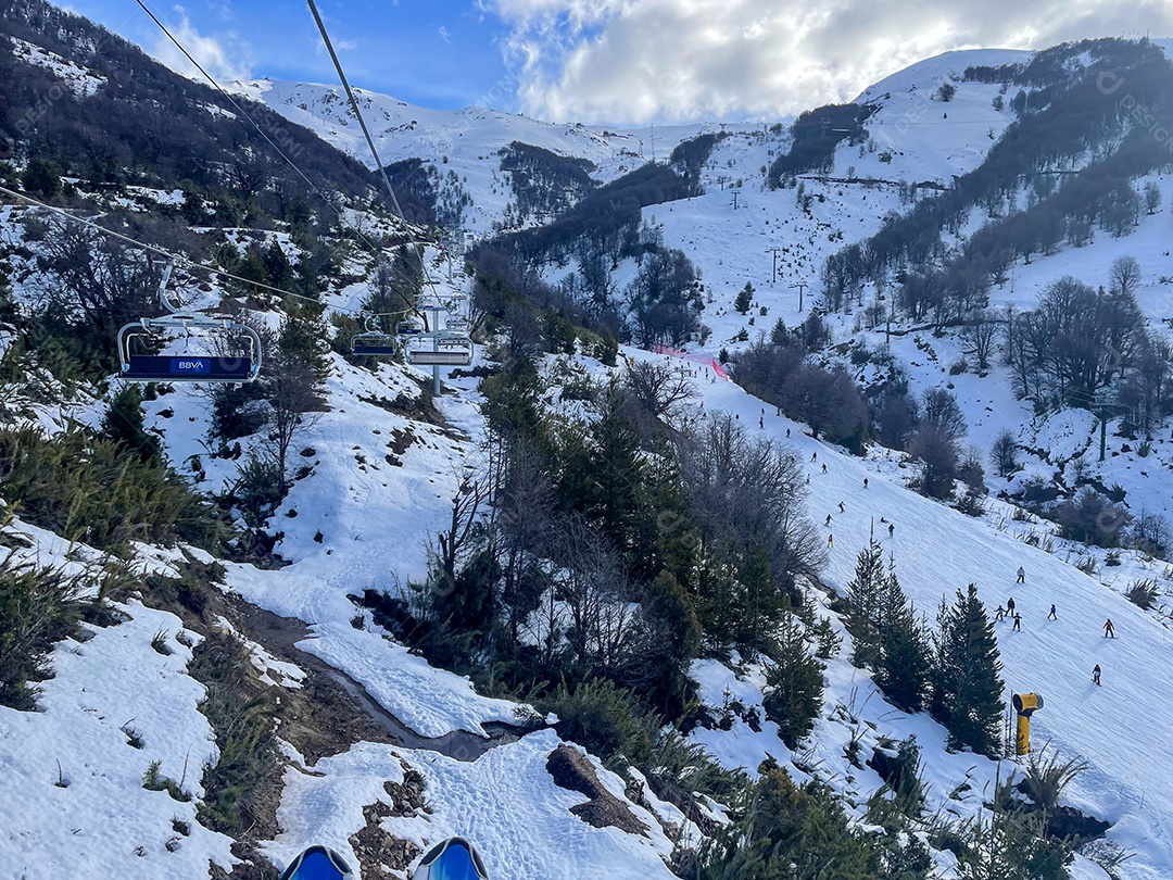 Linda paisagem turistas.