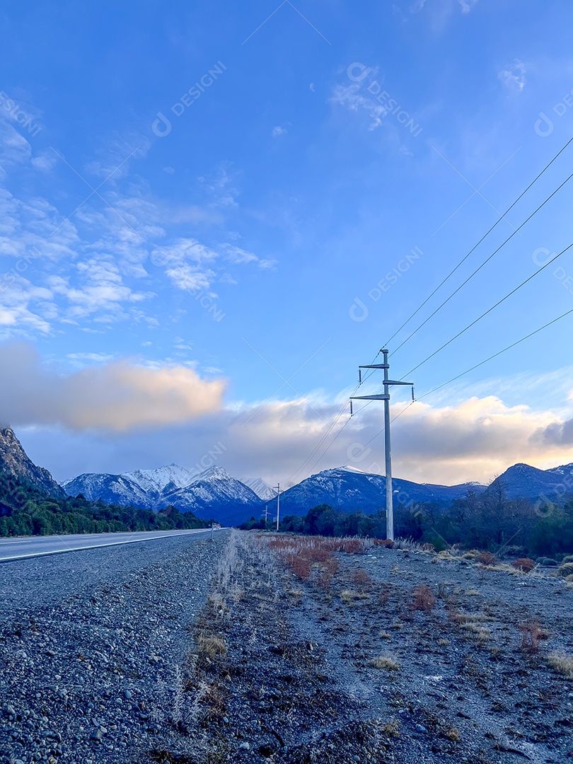 Linda paisagem turistas.