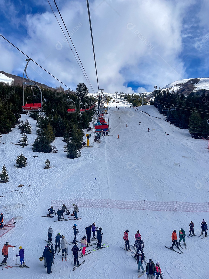 Linda paisagem turistas.