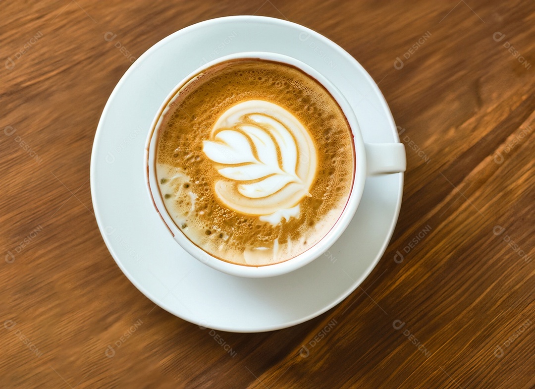 Xícara de café com leite na mesa de madeira Dia internacional do café
