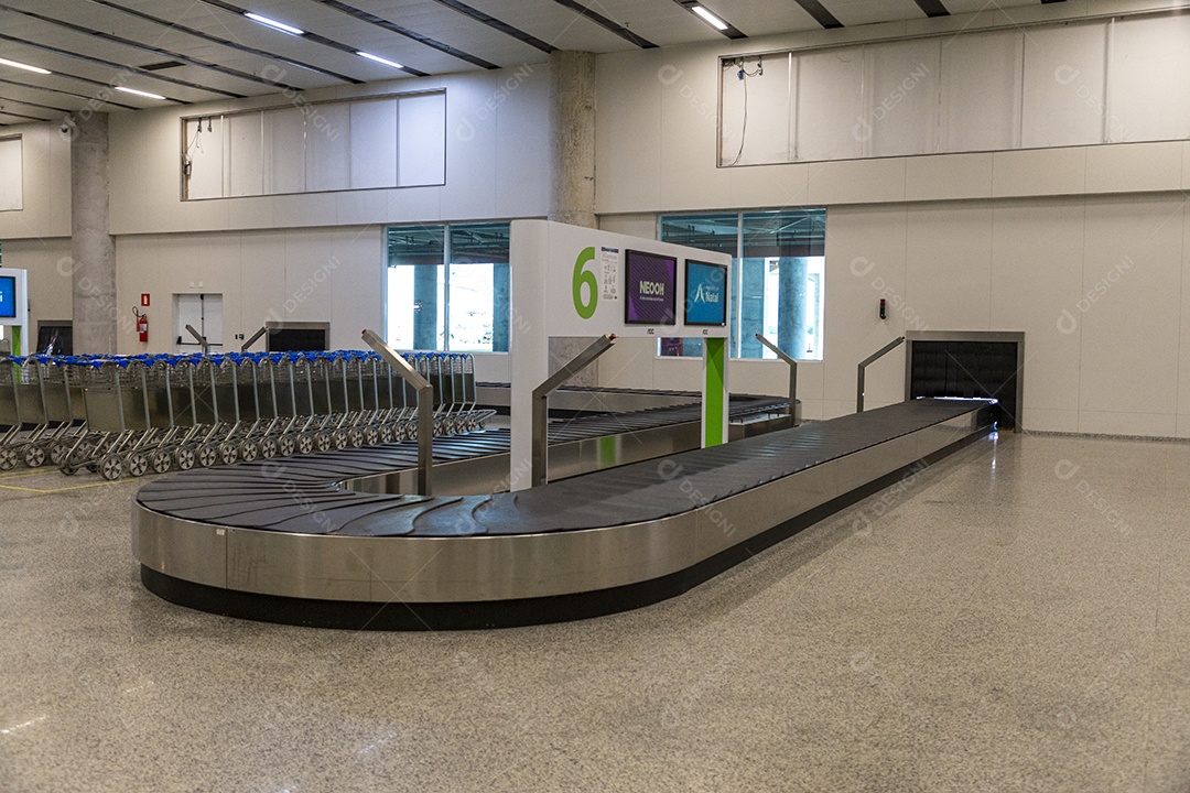 Esteira de malas do aeroporto