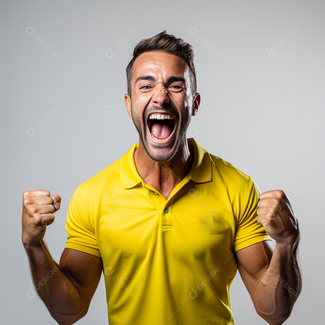 Homem comemorando Dia da Independência do Brasil
