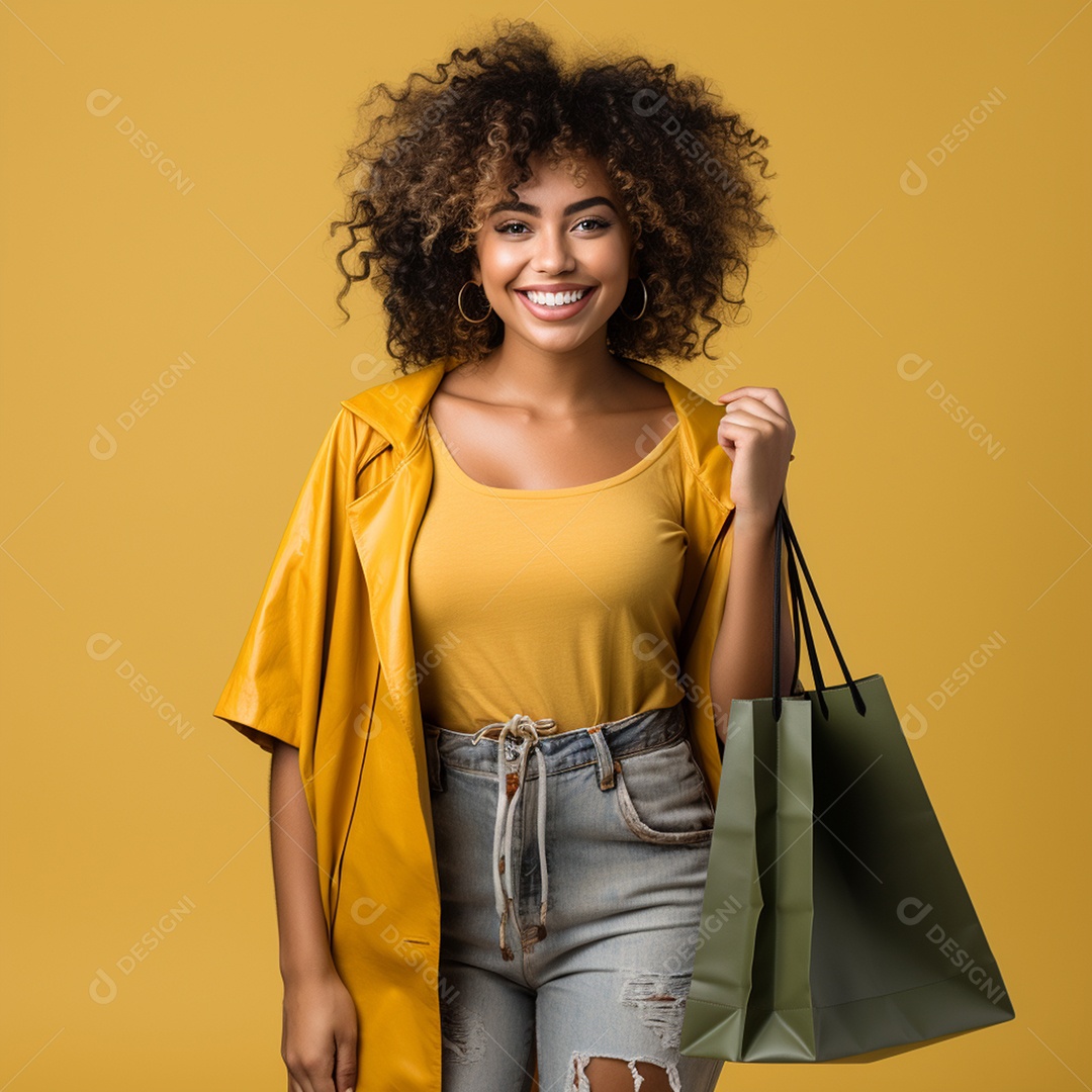 Linda jovem com sacolas de compras