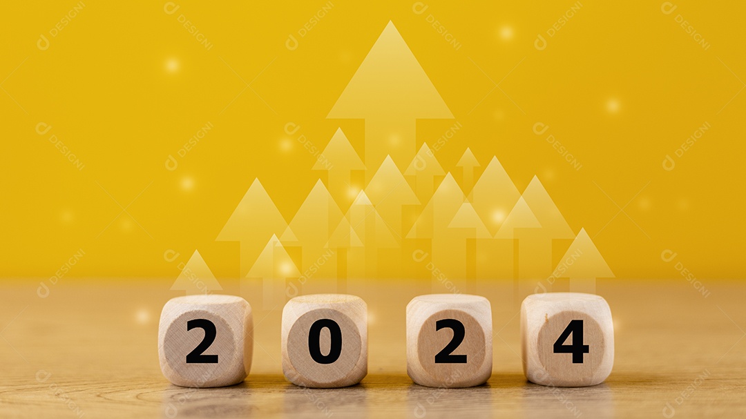 Metas de negócios ou de vida para 2024. Círculos de madeira com 2024 e ícones de gol. Começando o ano novo. Metas comuns de negócios para planejar novos projetos, planos anuais, cumprimento de metas de negócios