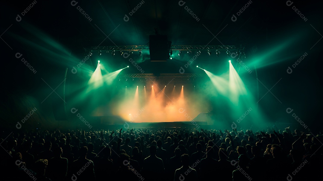 foto de um palco de show com público e muitas luzes