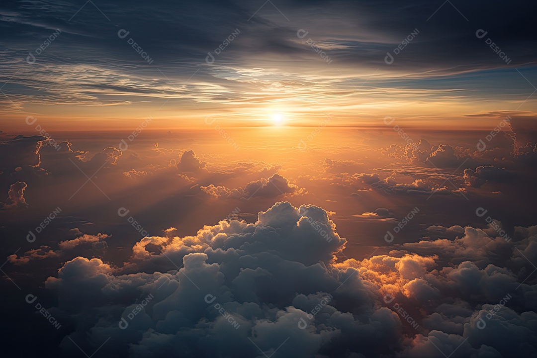 Céus tranquilos com nuvens dançantes sob o sol.