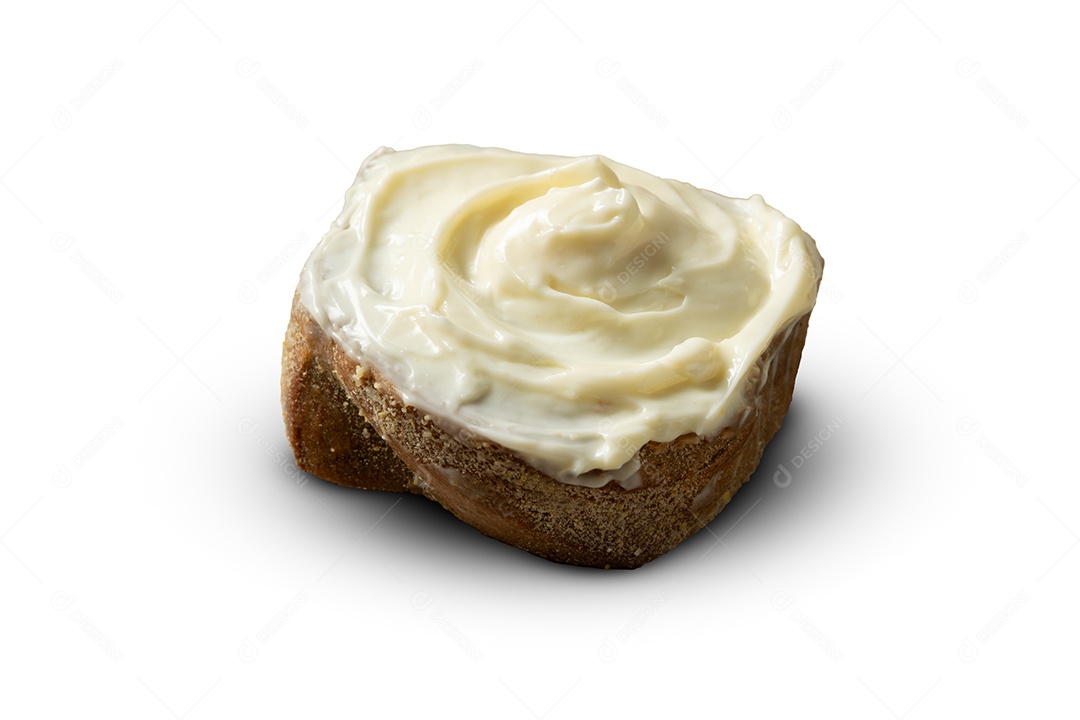 fatia de pão ou pão com cream cheese isolado no fundo branco