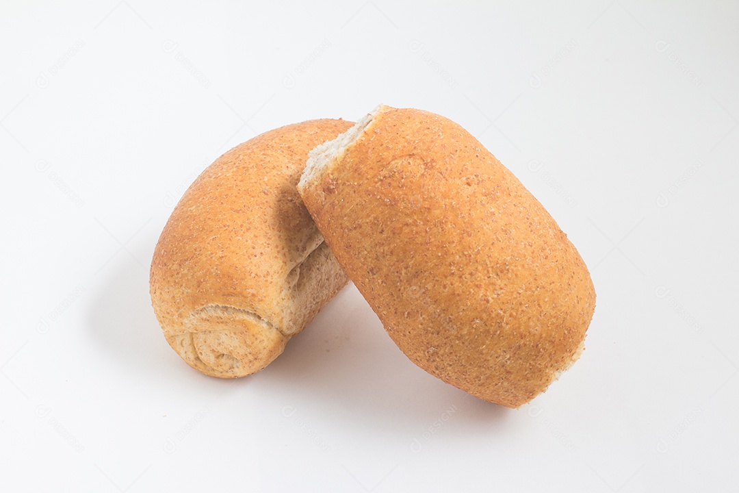 Pão francês. Pao frances sobre fundo branco