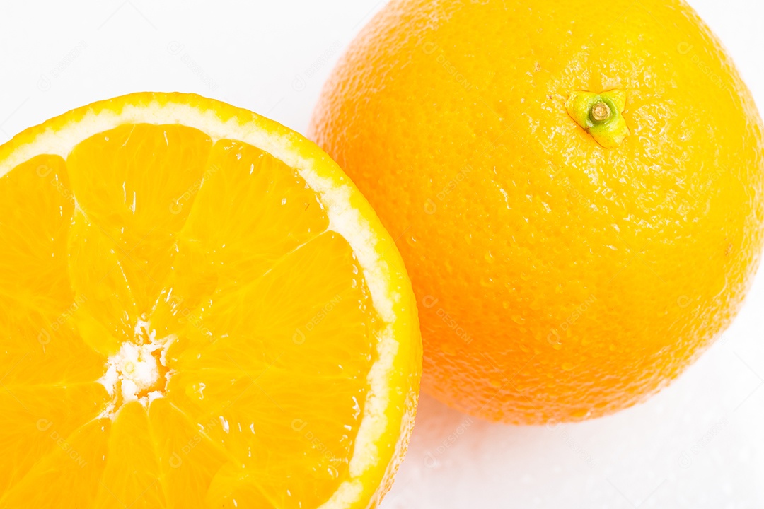 Fruta Laranja Umbigo Bahia isolada em fundo branco