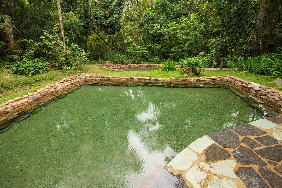 Água da piscina natural do Jardim do Éden. Chapada dos Veadeiros