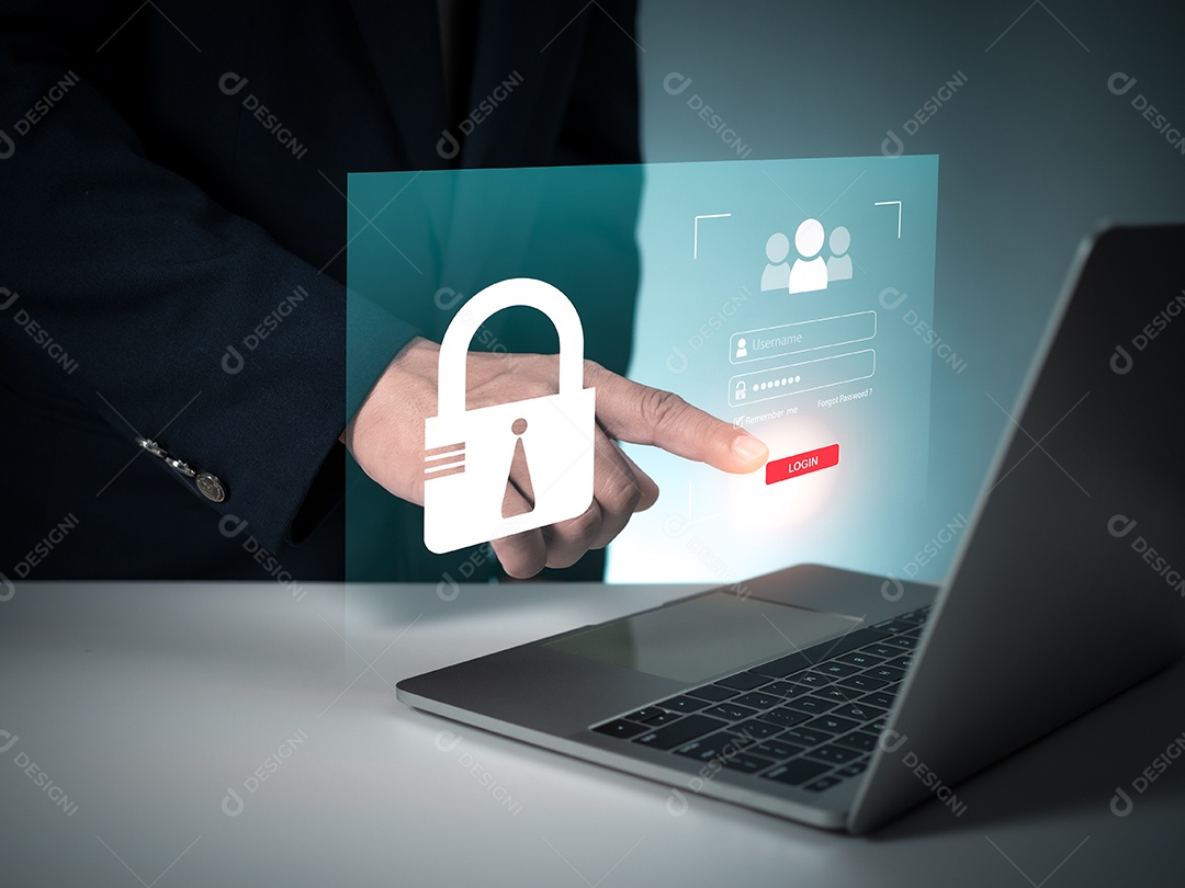 Mão humana trabalhando no computador e ícone de proteção. Representa a proteção do código.