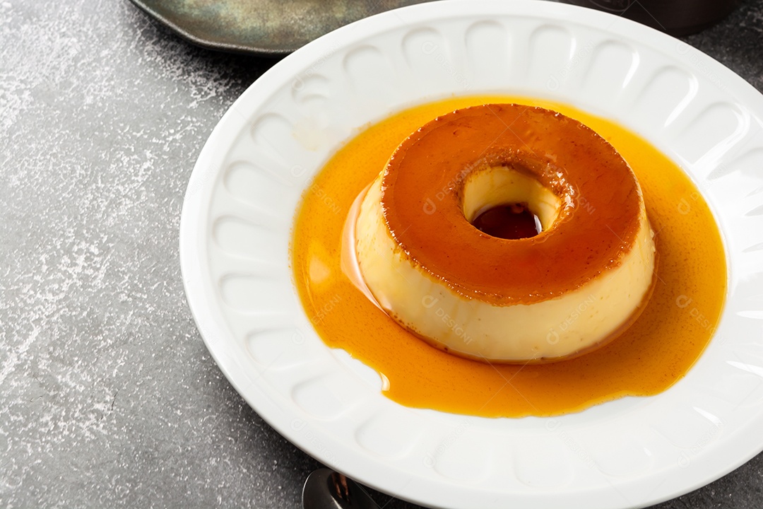 Pudim de leite condensado