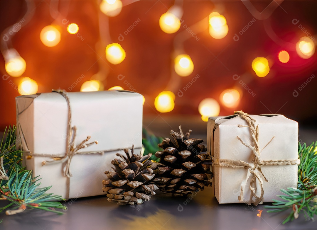 Fundo de Natal e ano novo - caixas de presente e pinho