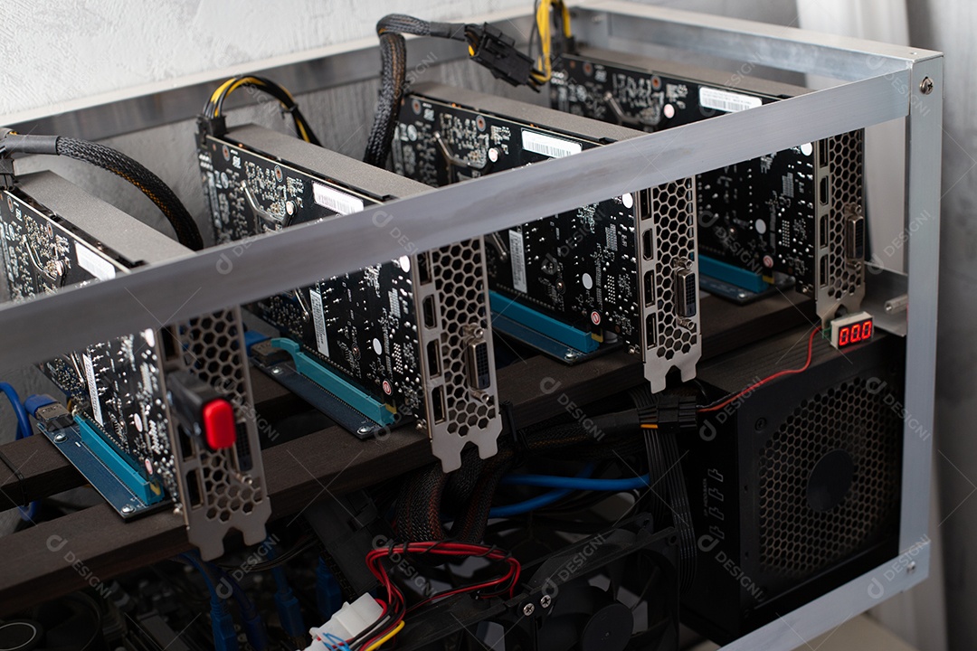 Plataforma de mineração de criptografia gpu doméstica com poeira