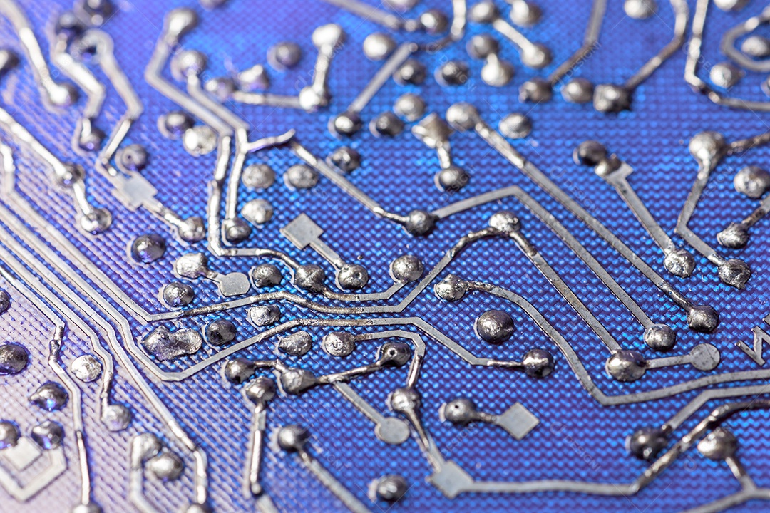 Verso da antiga placa de circuito impresso de fibra de vidro plana sem componentes