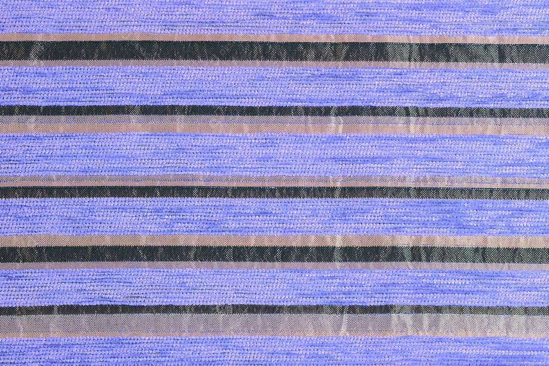 Estofamento sintético listrado roxo
