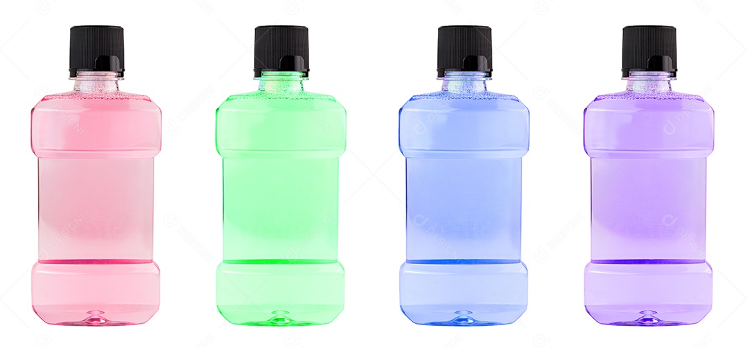 Umas garrafas plástica de enxaguatório bucal com água rosa isolada em fundo branco
