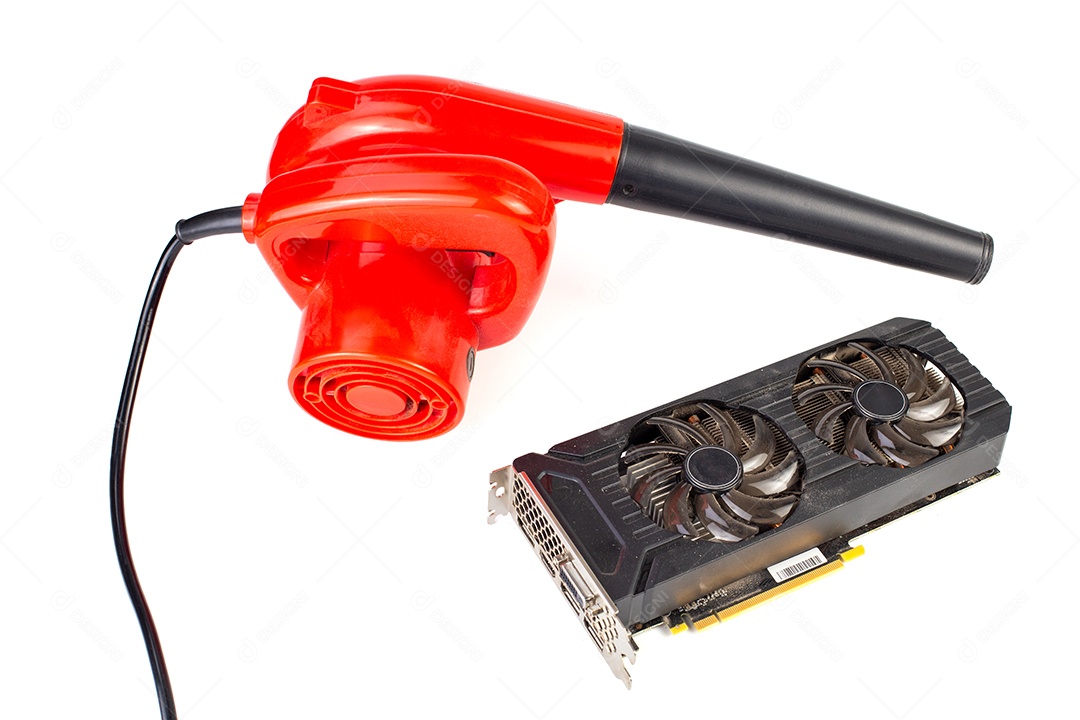 Ventilador de ar e placa de vídeo empoeirada