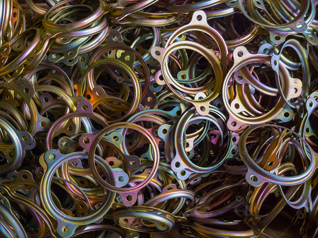 Fundo de peças revestidas de cádmio