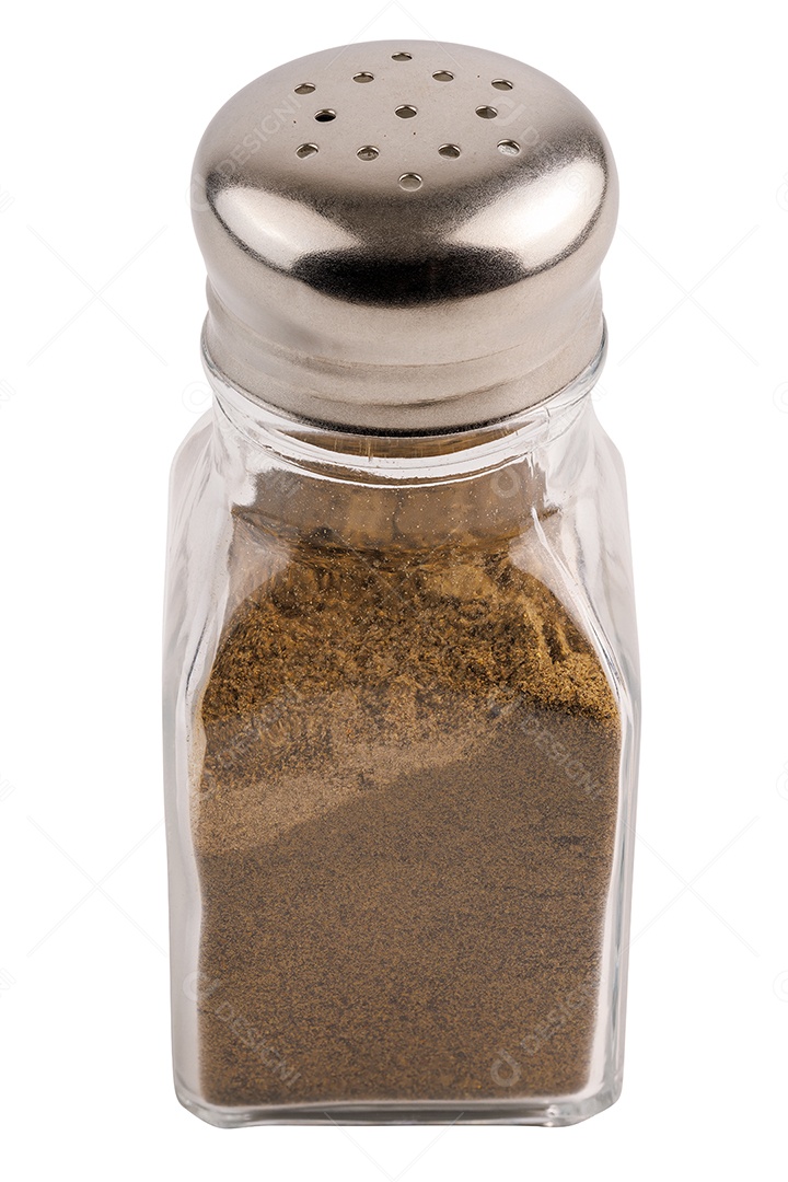 Pote de vidro com tempero isolado no fundo branco