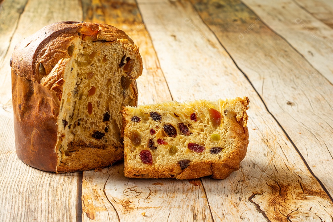 Panetone, sobremesa tradicional com frutas cristalizadas