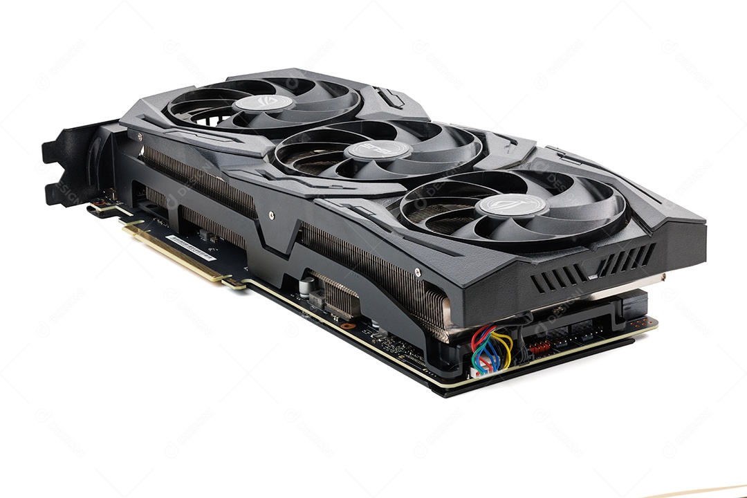 Grande placa de vídeo preta para jogos contemporâneos isolada em fundo branco