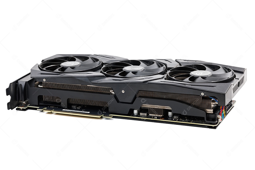 Grande placa de vídeo preta para jogos contemporâneos isolada em fundo branco