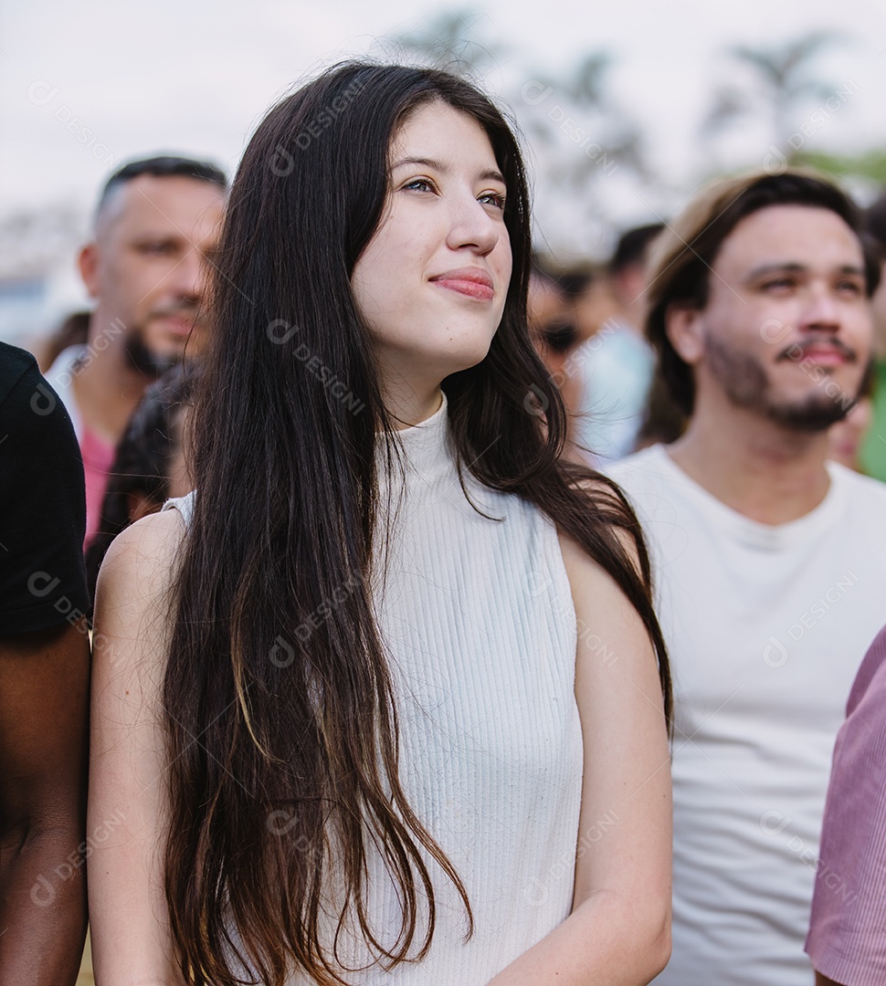 Grupo de pessoas em manifestação