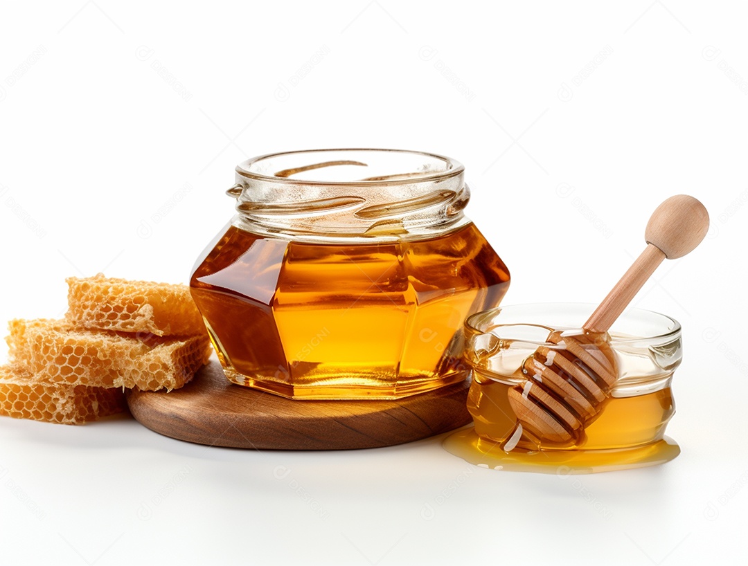Mel no pote com uma colher de pau