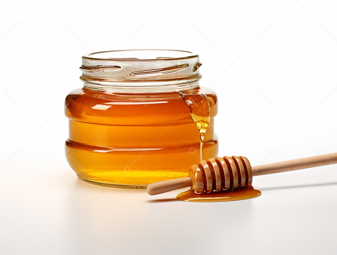 Mel no pote com uma colher de pau