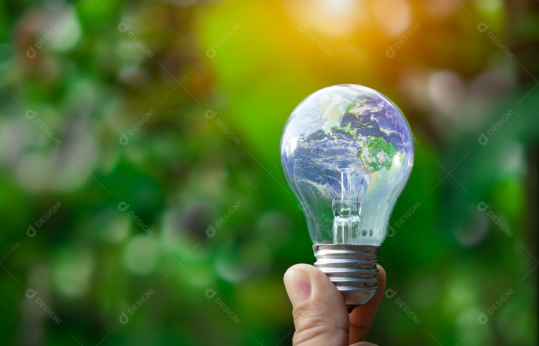 Conceito de energia renovável, proteção ambiental e fontes de energia renováveis ​​sustentáveis.