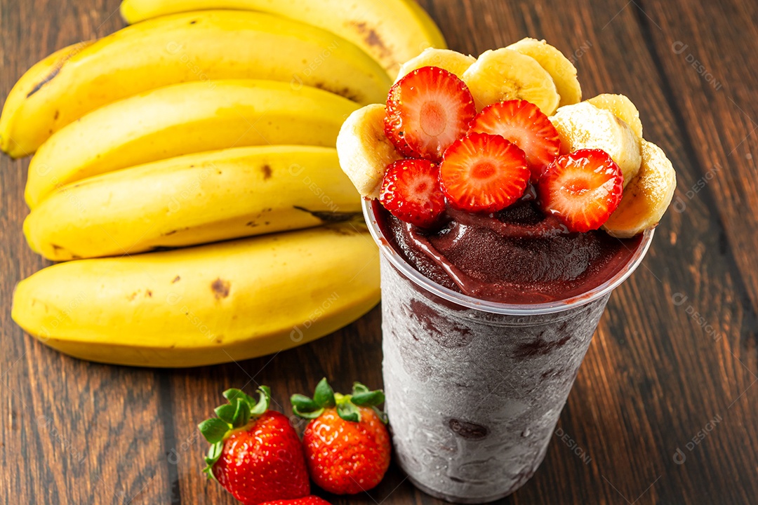 Delicioso copo de açái