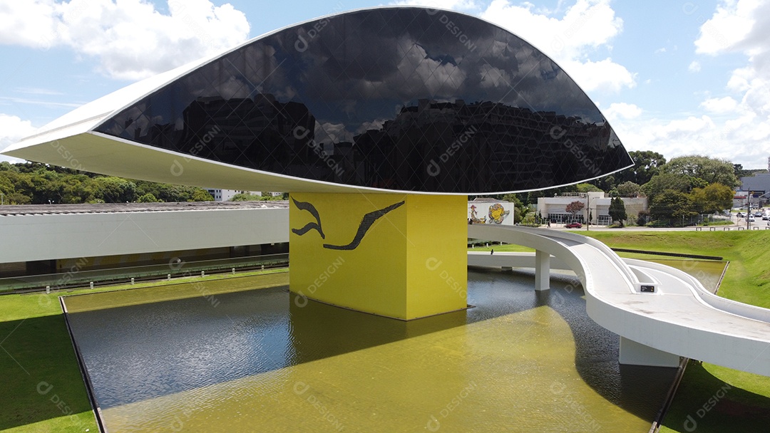 Lindo local lugar turístico grande edifício