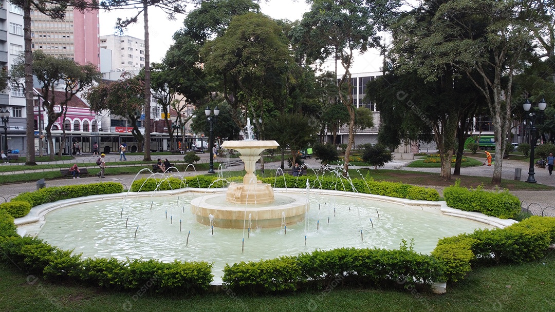 Lindo local lugar turístico grande edifício