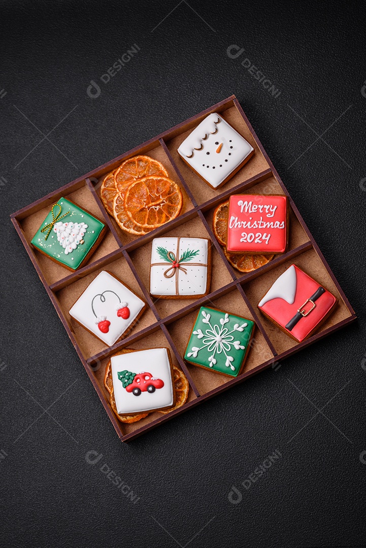 Lindos biscoitos de gengibre decorados para o natal