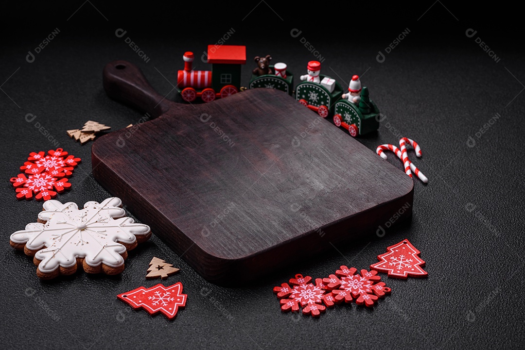 Pão de gengibre de Natal. Deliciosos biscoitos de gengibre com mel, gengibre e canela. Composição de inverno