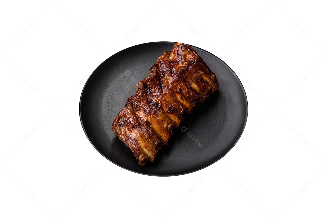 Fatia de carne sobre prato