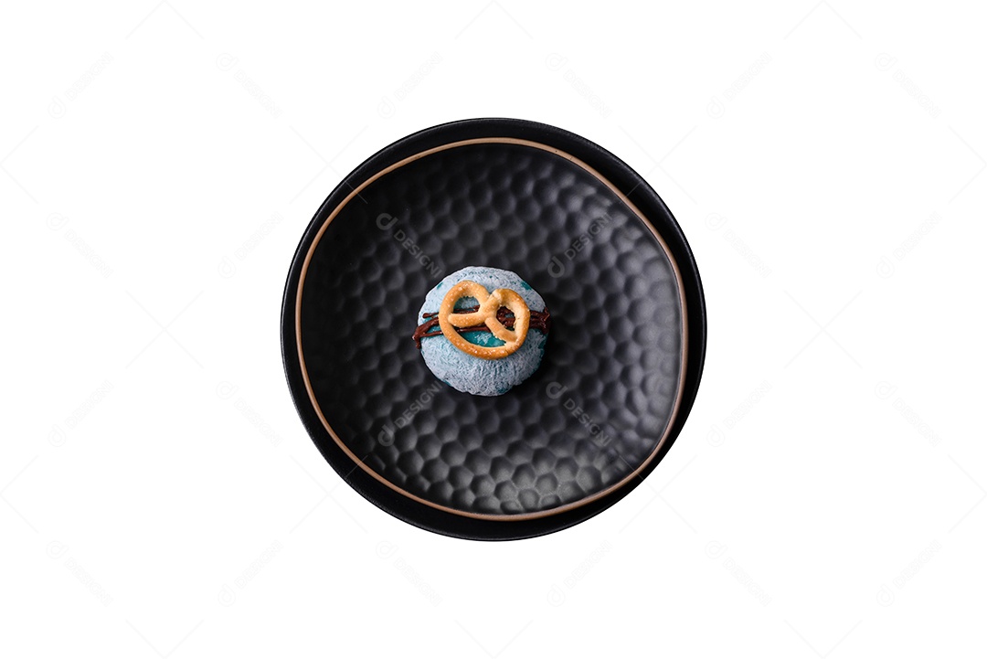 Delicioso biscoitos recheado sobre prato