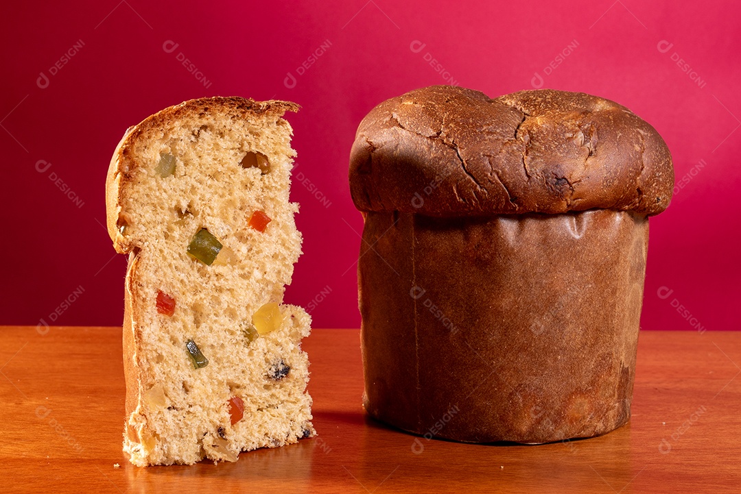 Panetone com frutas cristalizada
