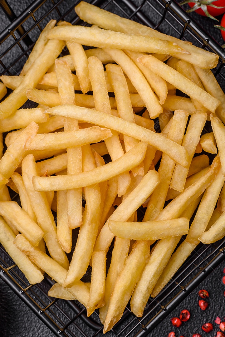 Frescas e deliciosas batatas fritas crocantes