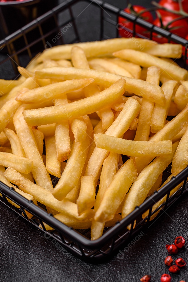 Frescas e deliciosas batatas fritas crocantes